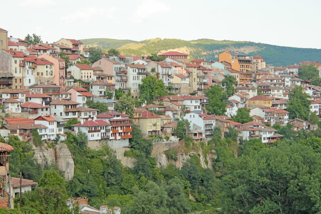 Family Hotel Silvestar Veliko Tarnovo Ngoại thất bức ảnh