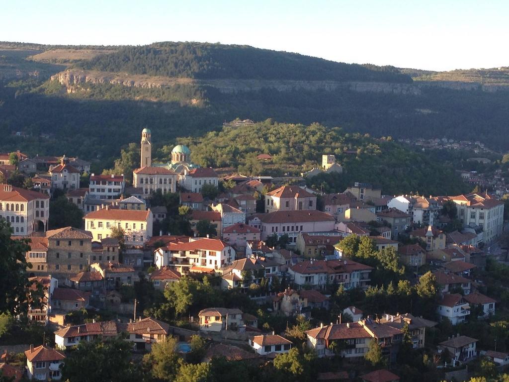 Family Hotel Silvestar Veliko Tarnovo Ngoại thất bức ảnh