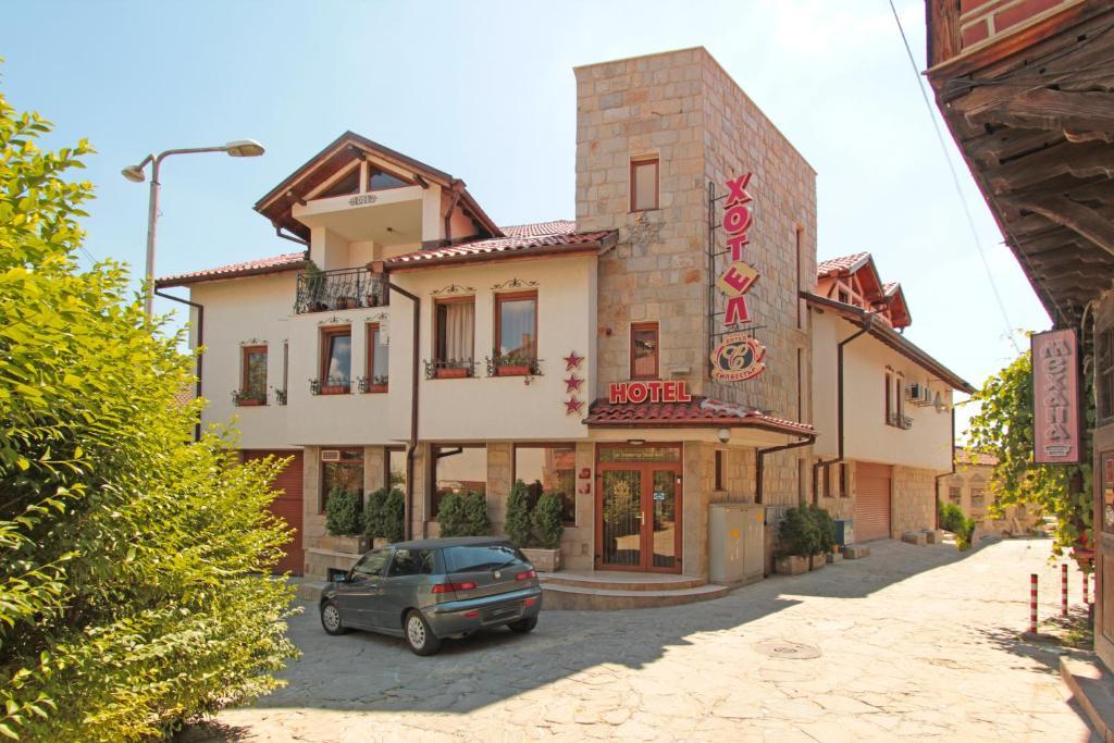 Family Hotel Silvestar Veliko Tarnovo Ngoại thất bức ảnh